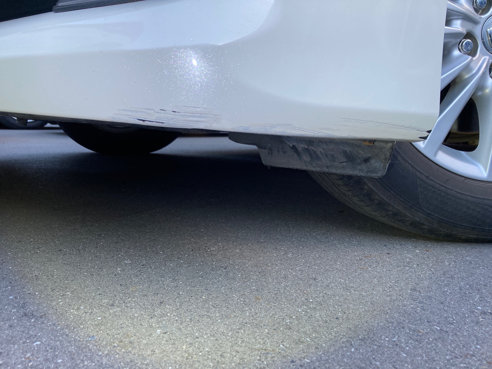 キズ・ヘコミ_05