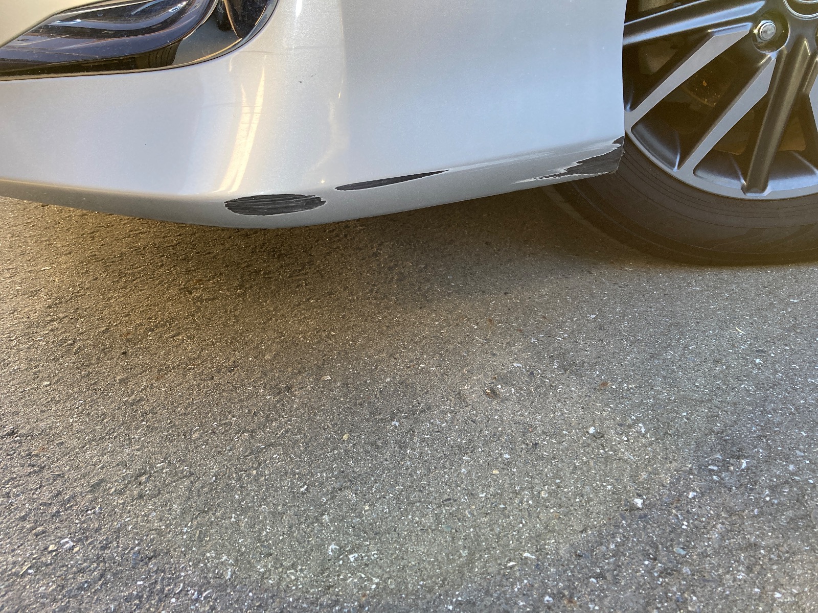 キズ・ヘコミ_05