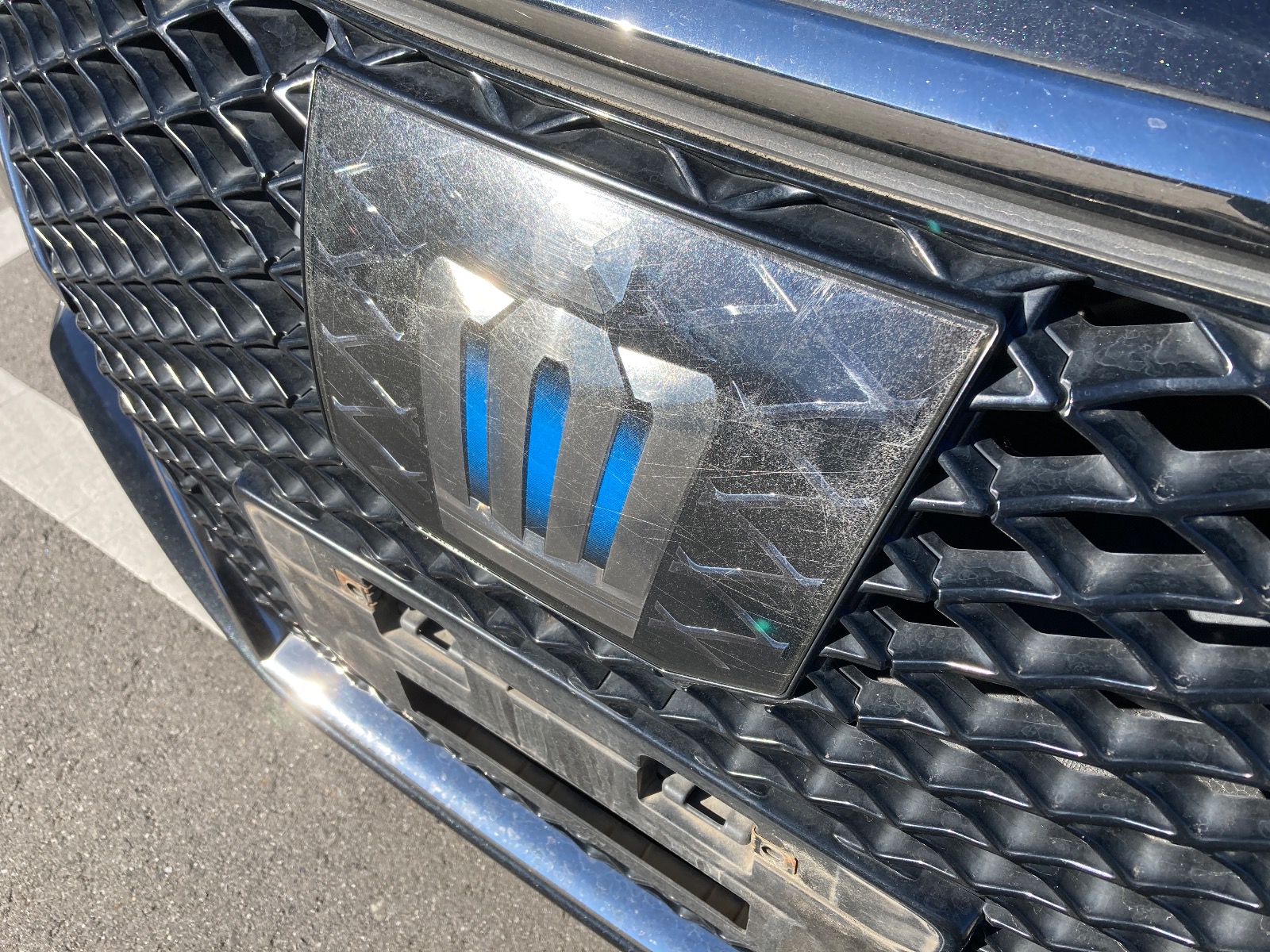 キズ・ヘコミ_09