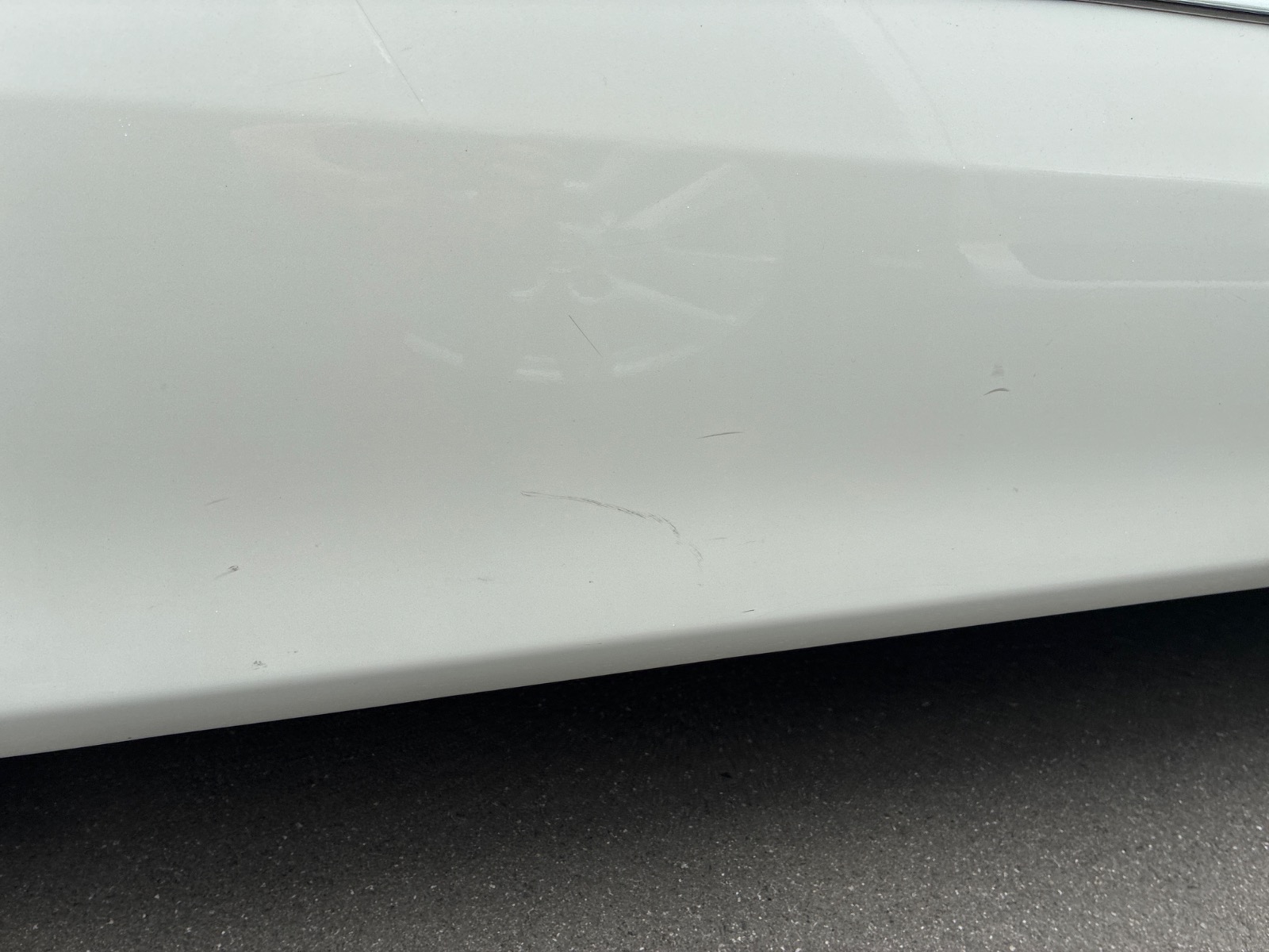 キズ・ヘコミ_26