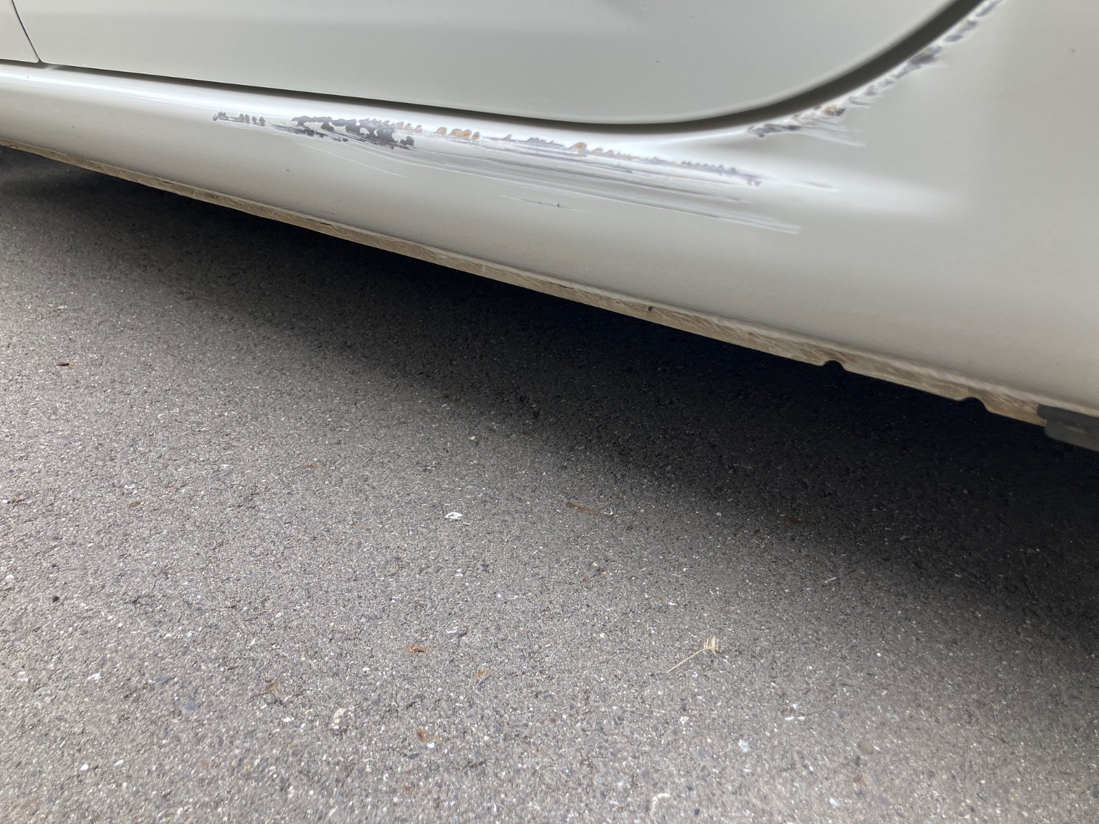 キズ・ヘコミ_21