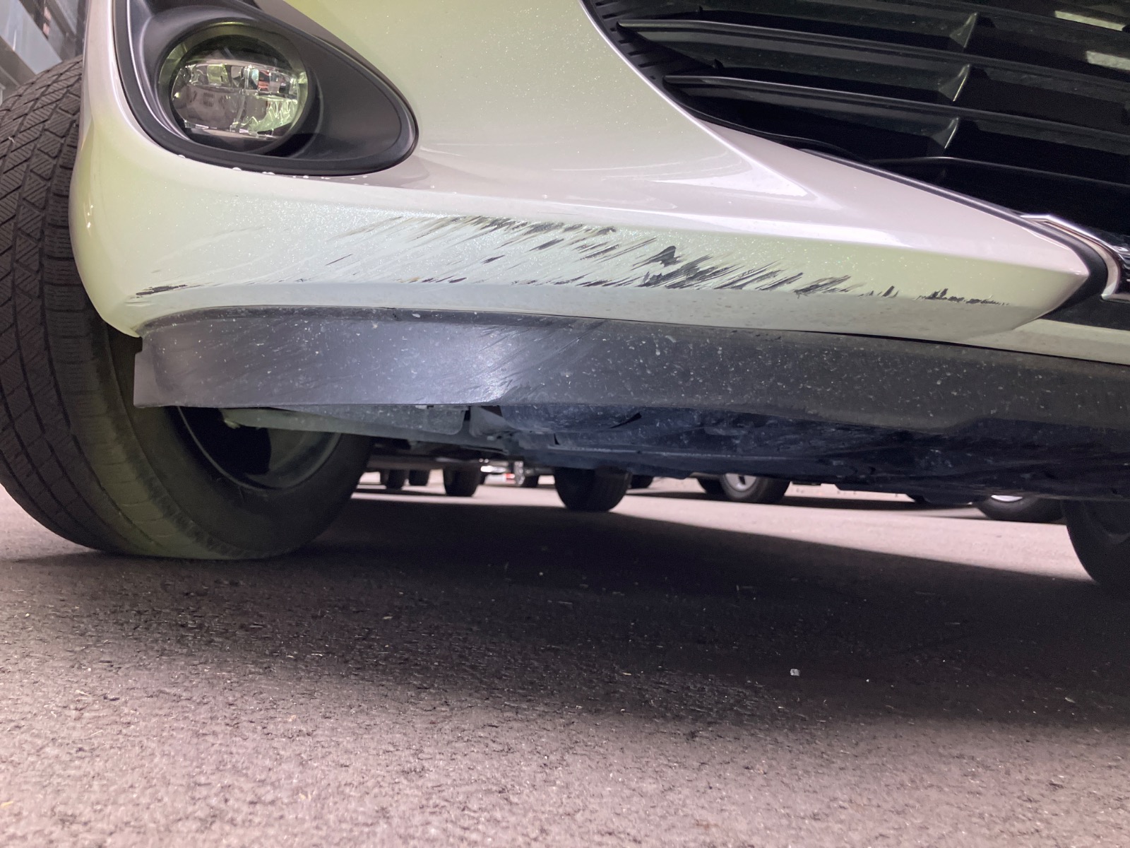 キズ・ヘコミ_06