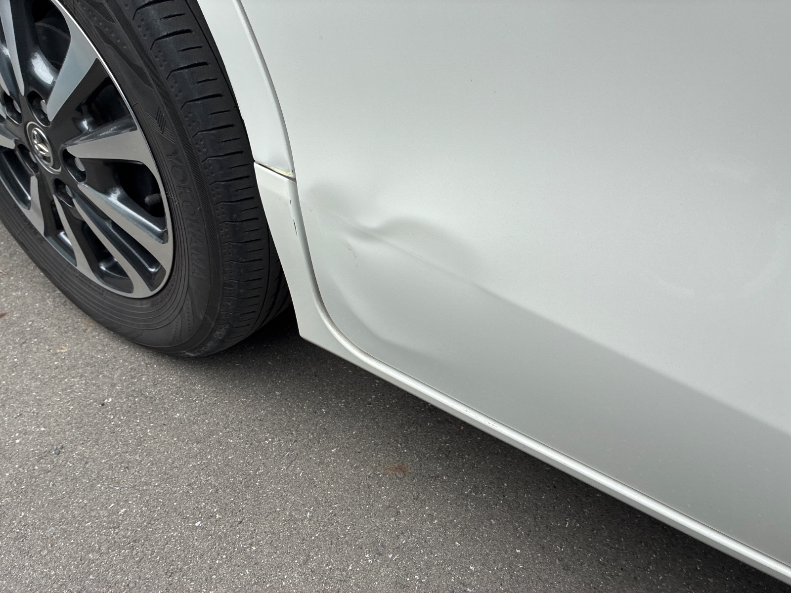 キズ・ヘコミ_27