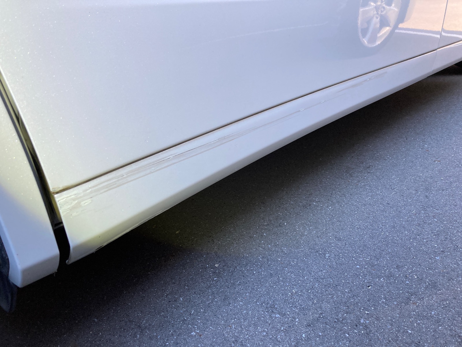 キズ・ヘコミ_27