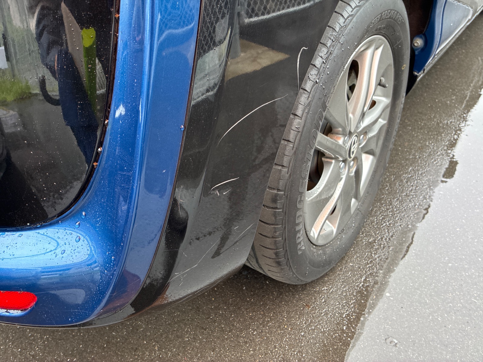 キズ・ヘコミ_56