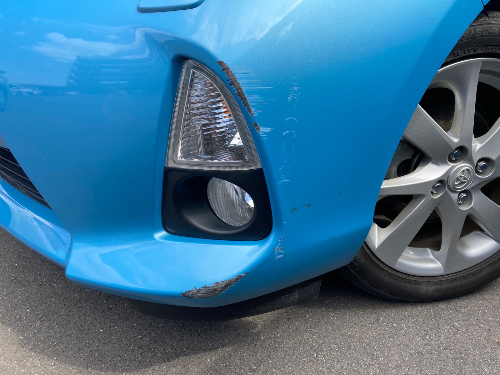 キズ・ヘコミ_05