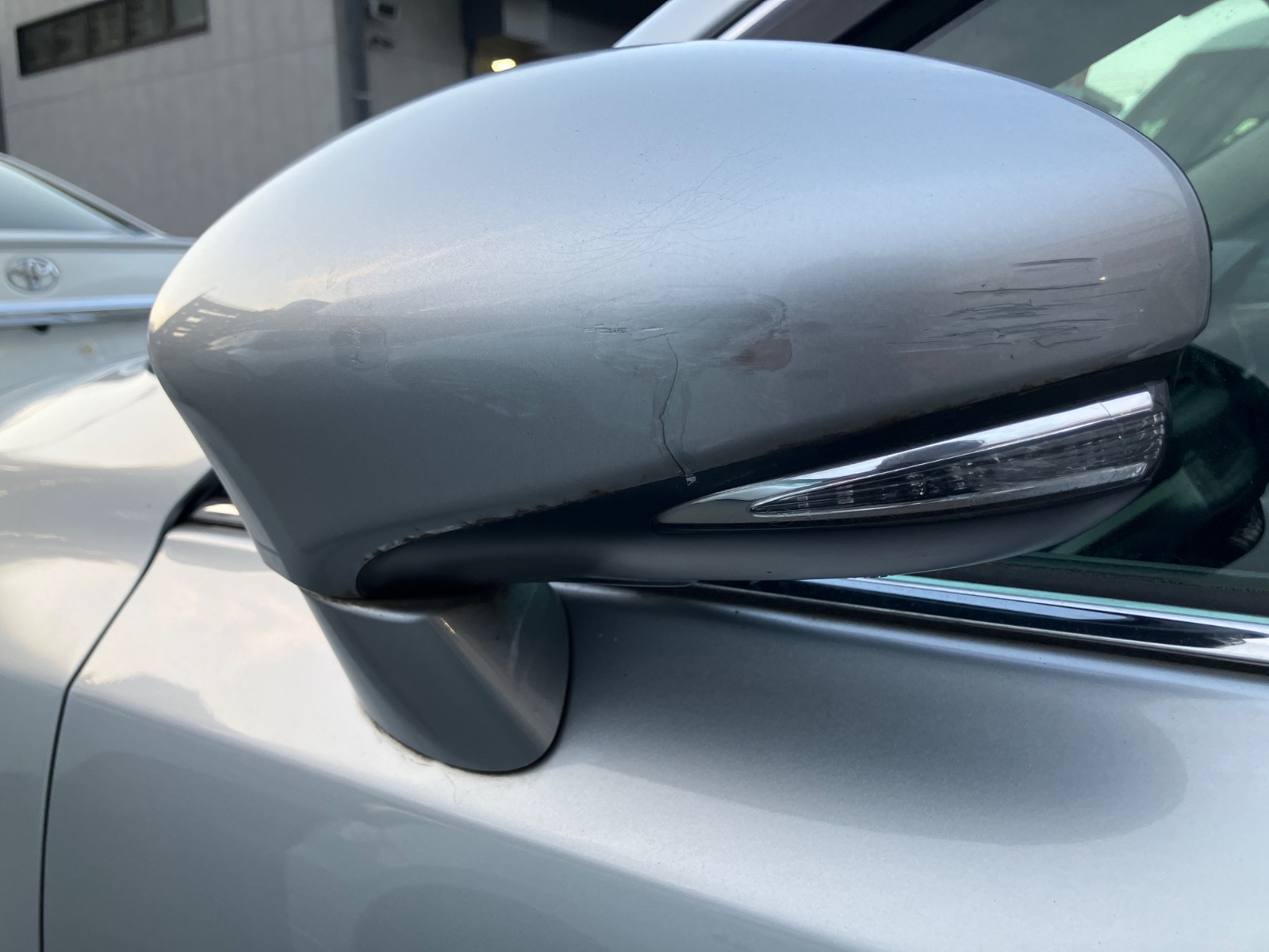 キズ・ヘコミ_64