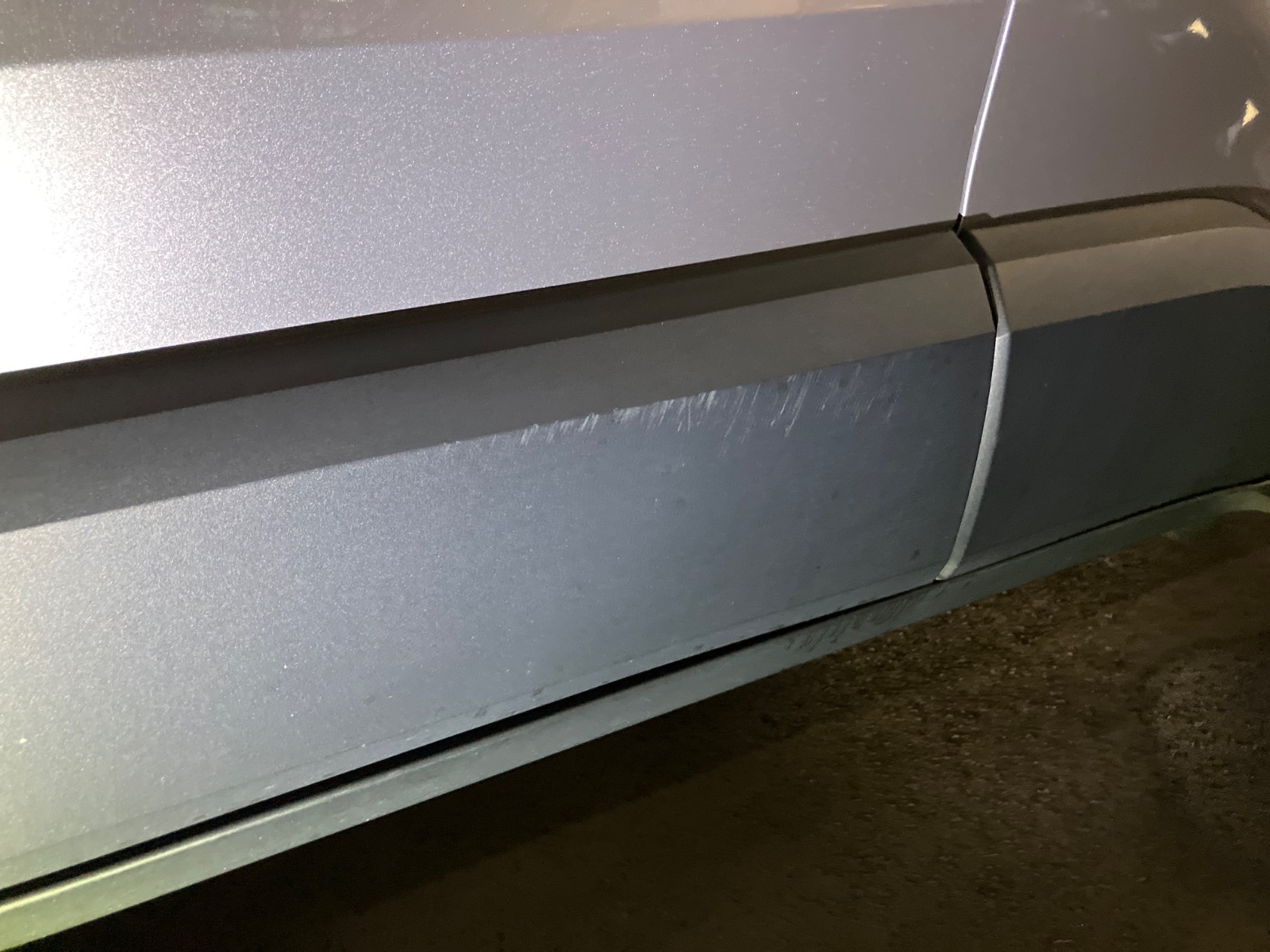 キズ・ヘコミ_16