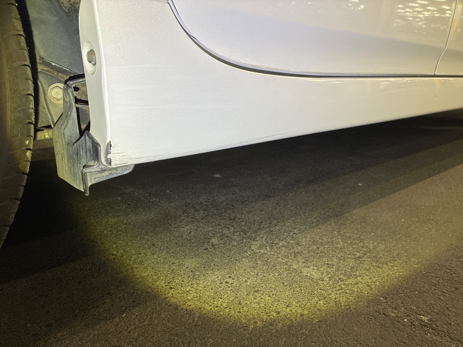 キズ・ヘコミ_23