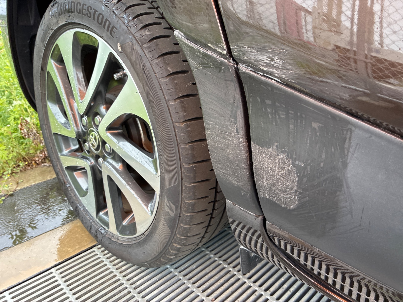 キズ・ヘコミ_40