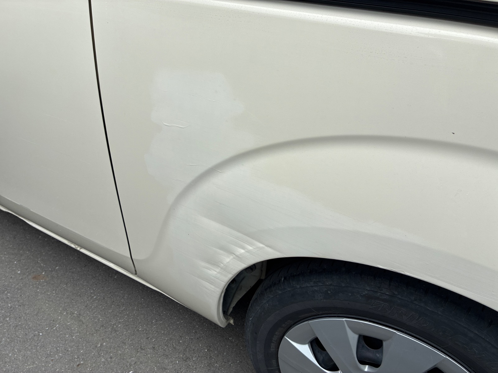 キズ・ヘコミ_39