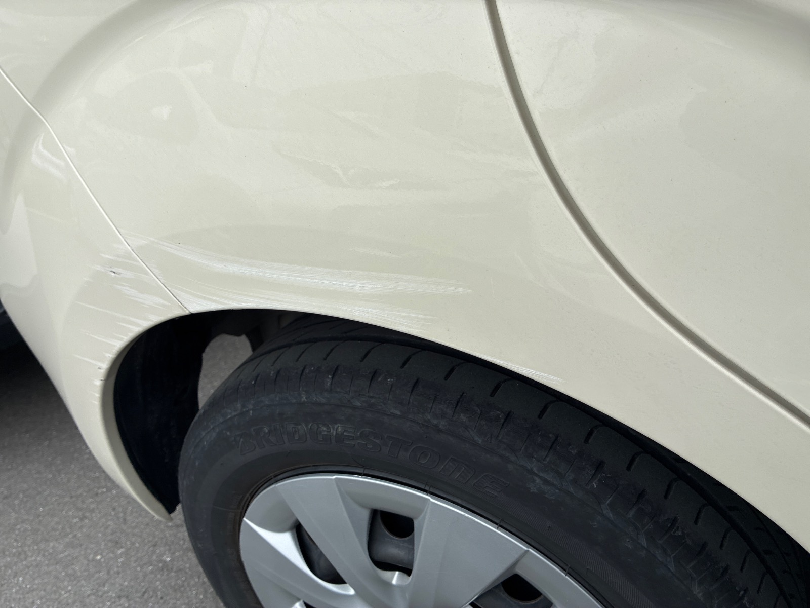 キズ・ヘコミ_41