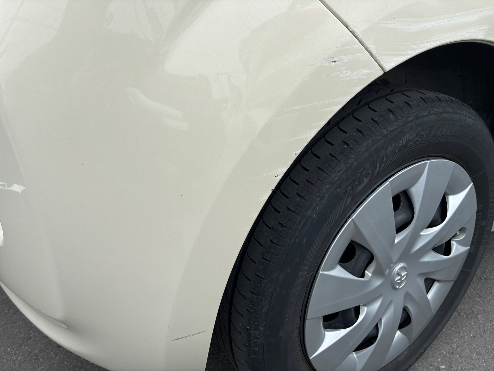 キズ・ヘコミ_56