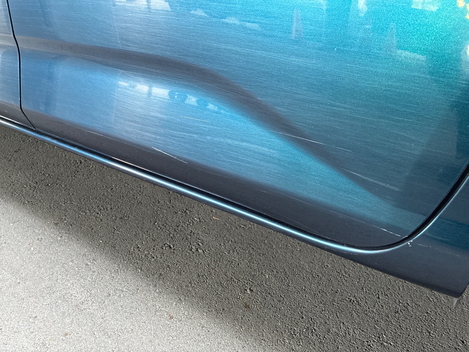 キズ・ヘコミ_24