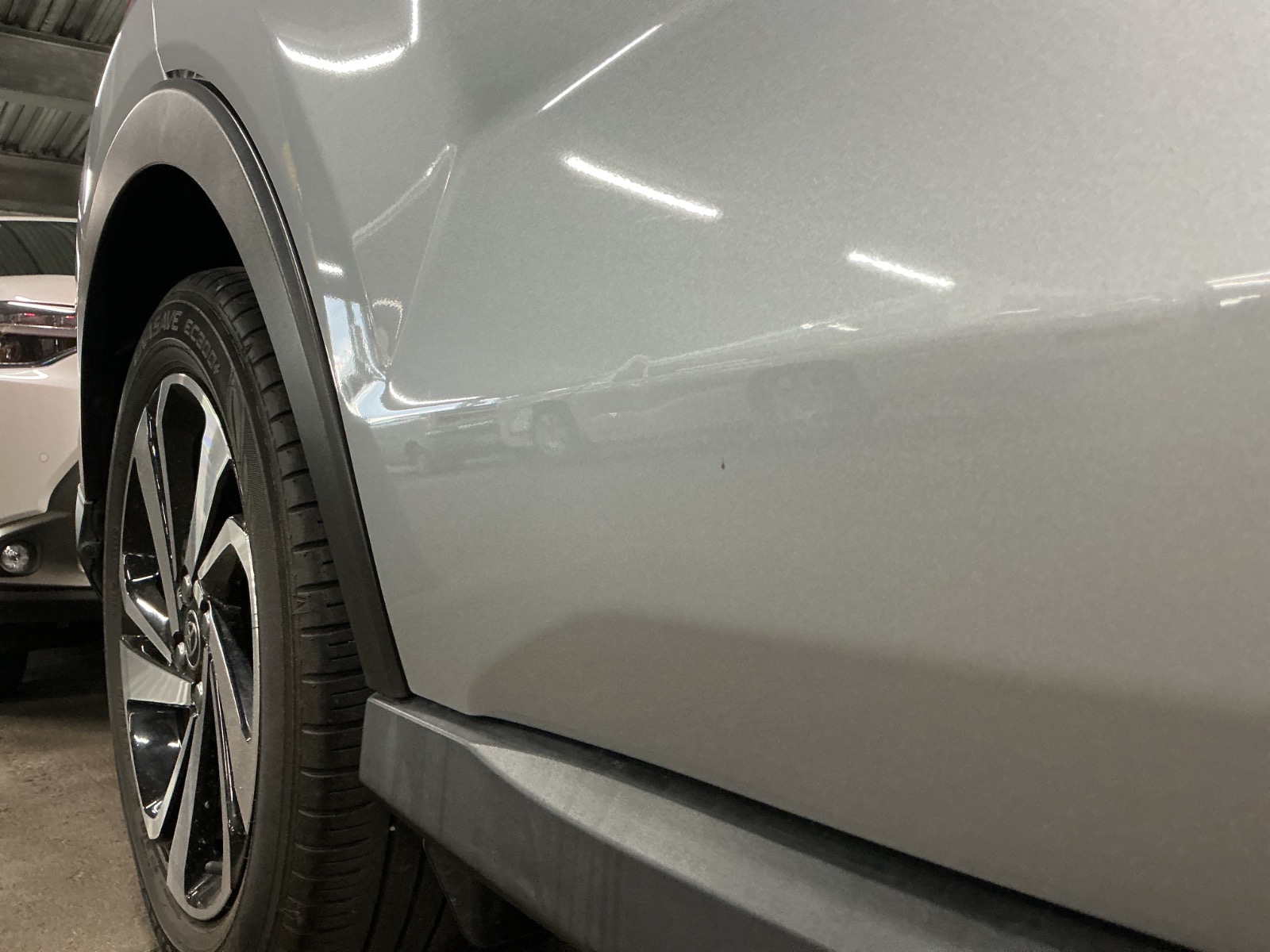 キズ・ヘコミ_27