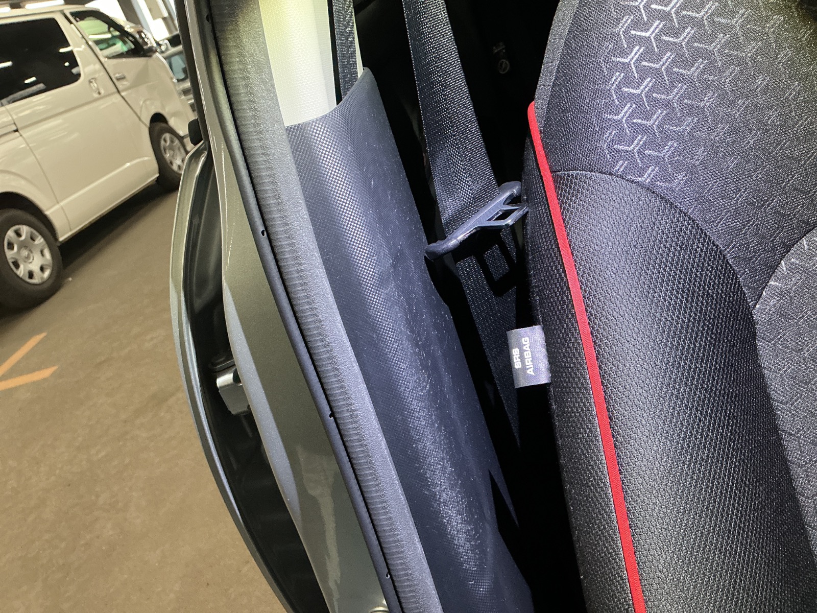 キズ・ヘコミ_65