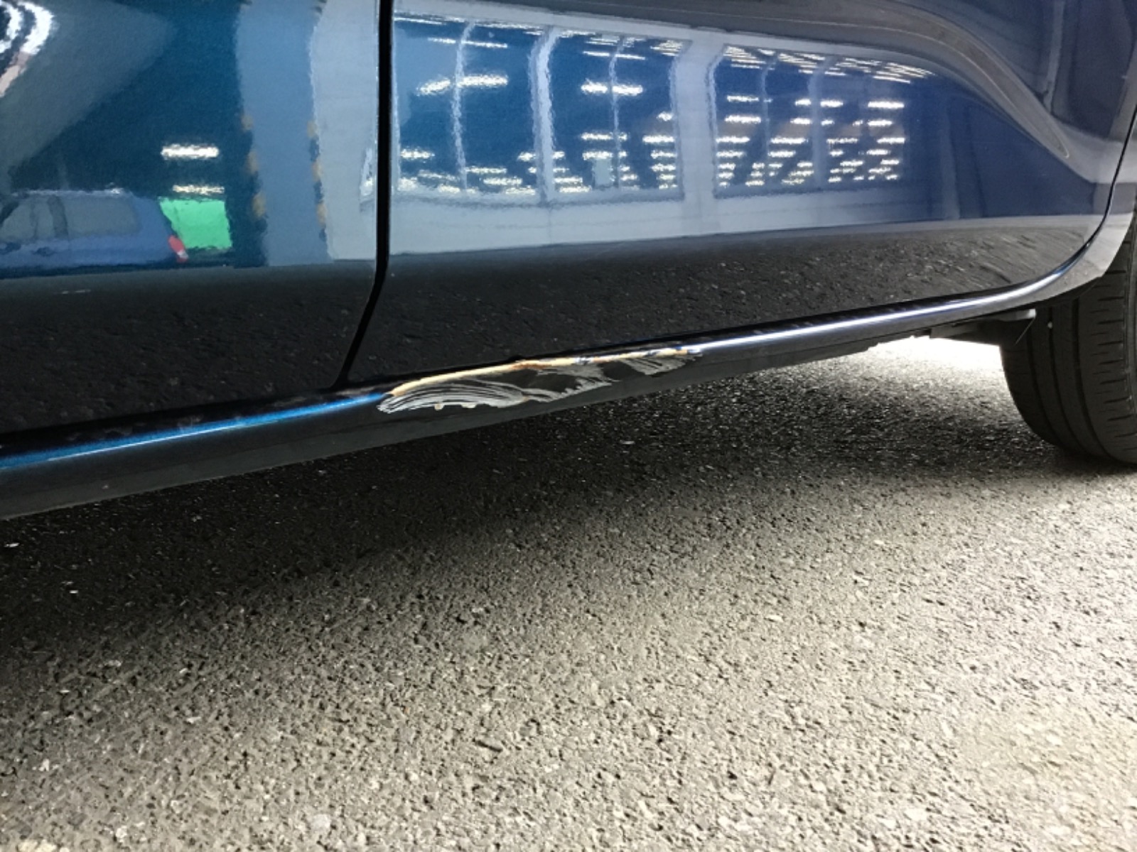 キズ・ヘコミ_21