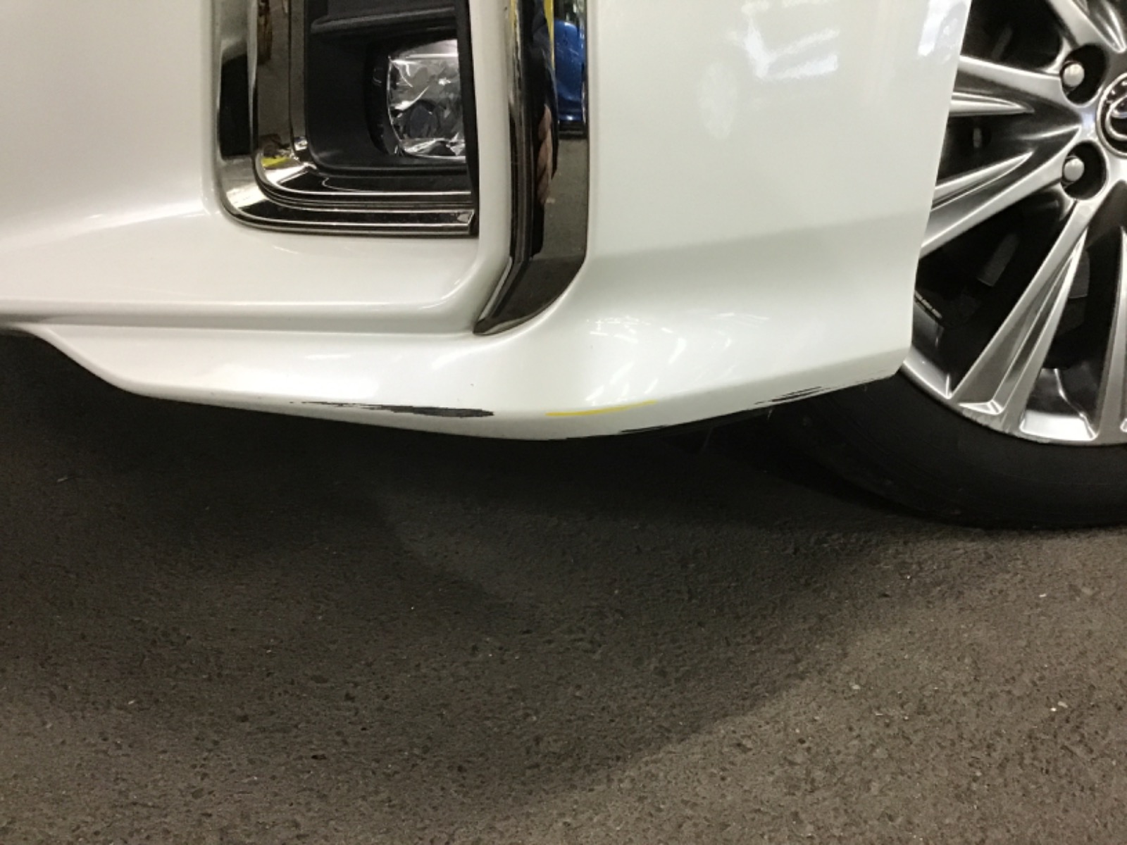 キズ・ヘコミ_05