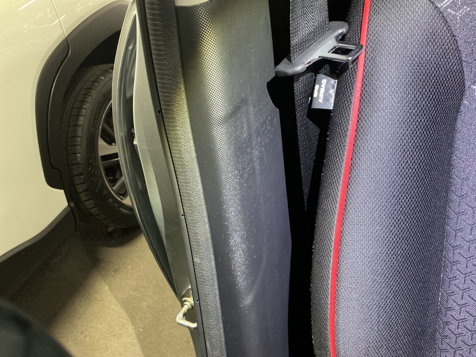 キズ・ヘコミ_64