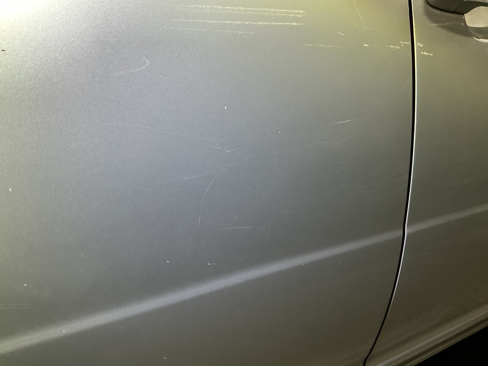 キズ・ヘコミ_26