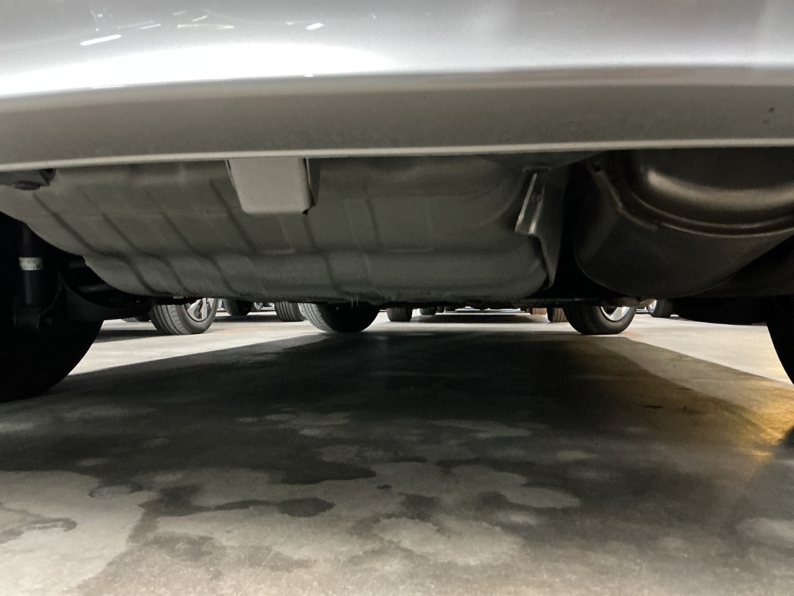 キズ・ヘコミ_64