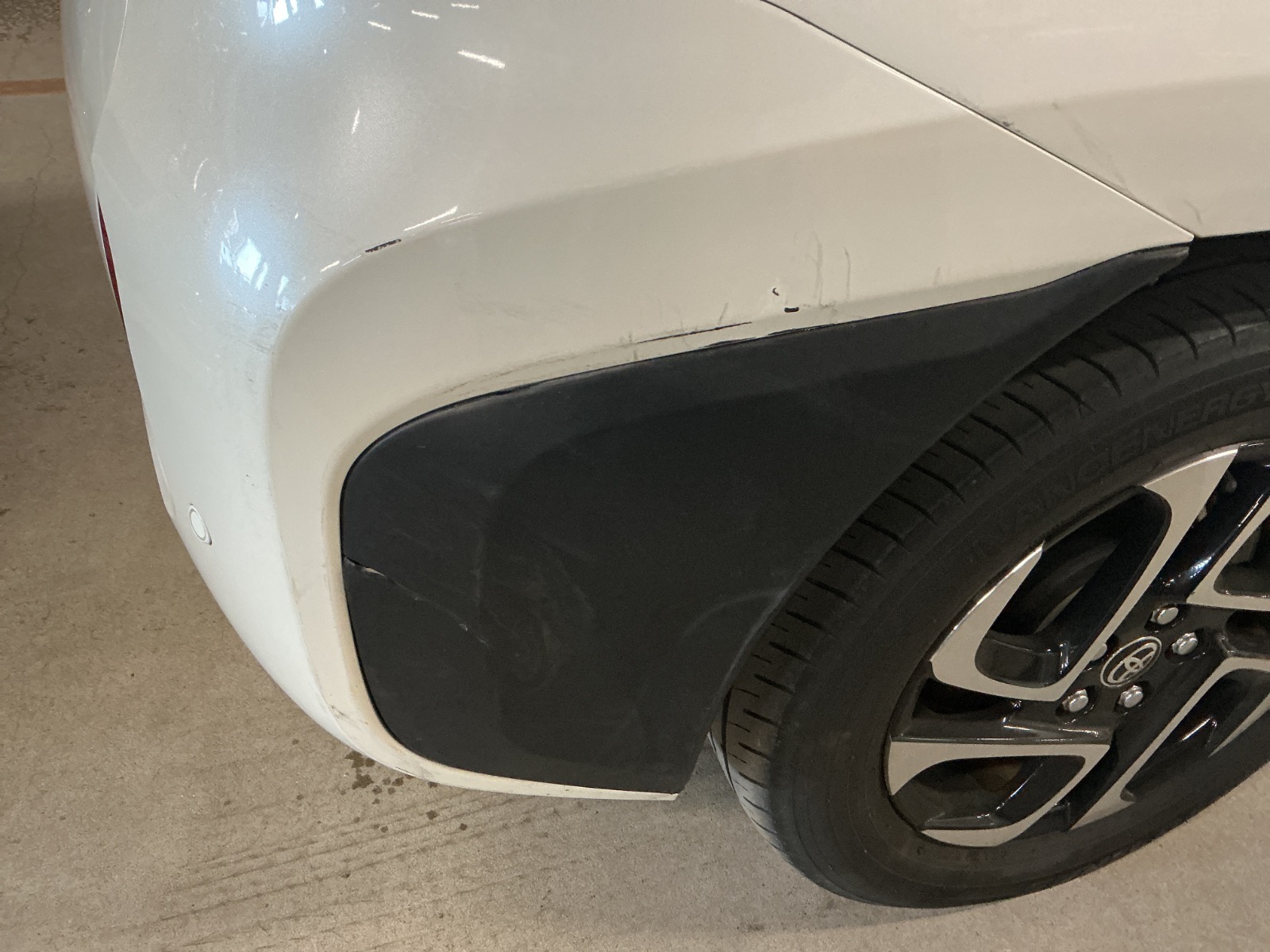 キズ・ヘコミ_56