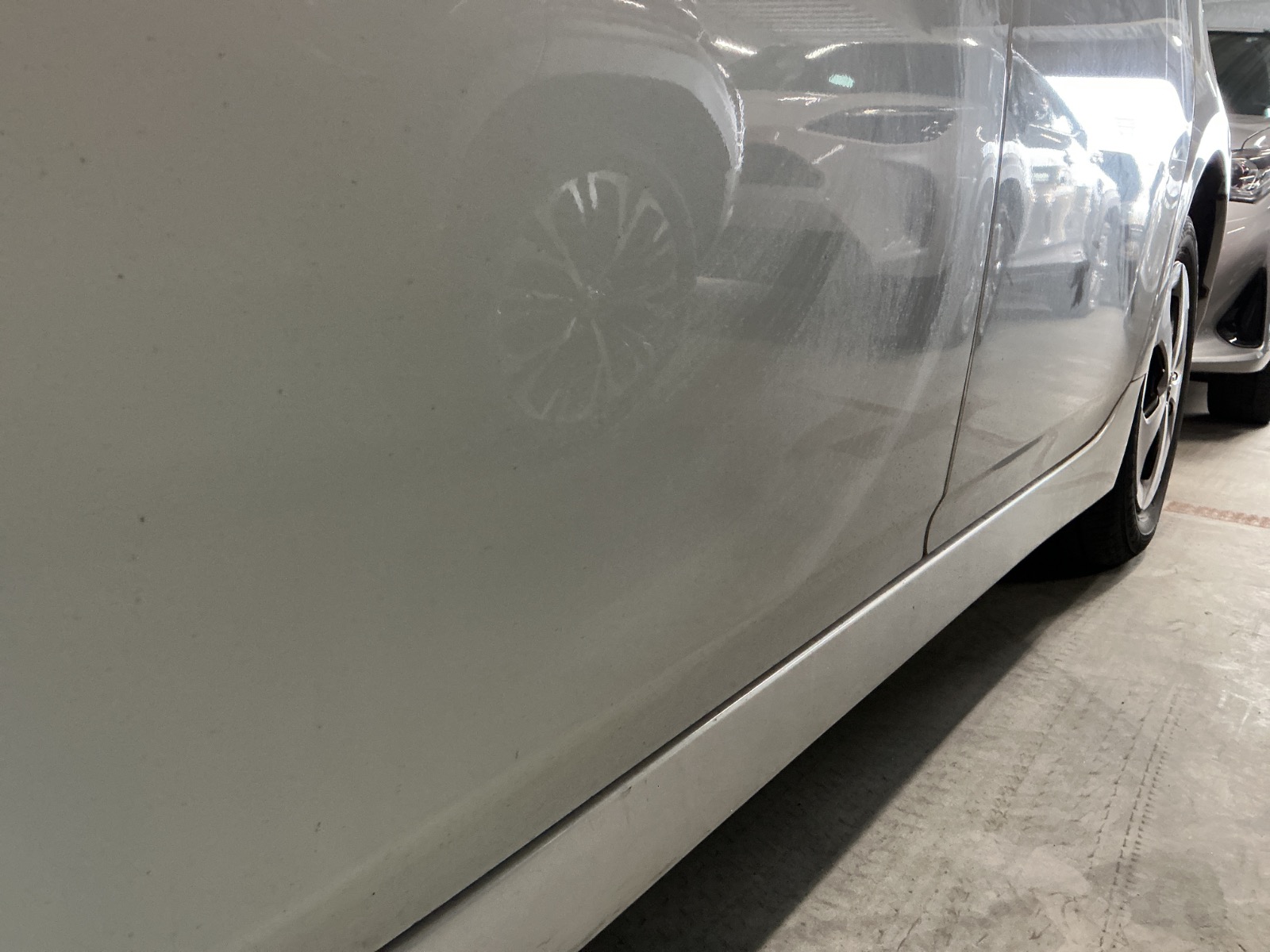 キズ・ヘコミ_16