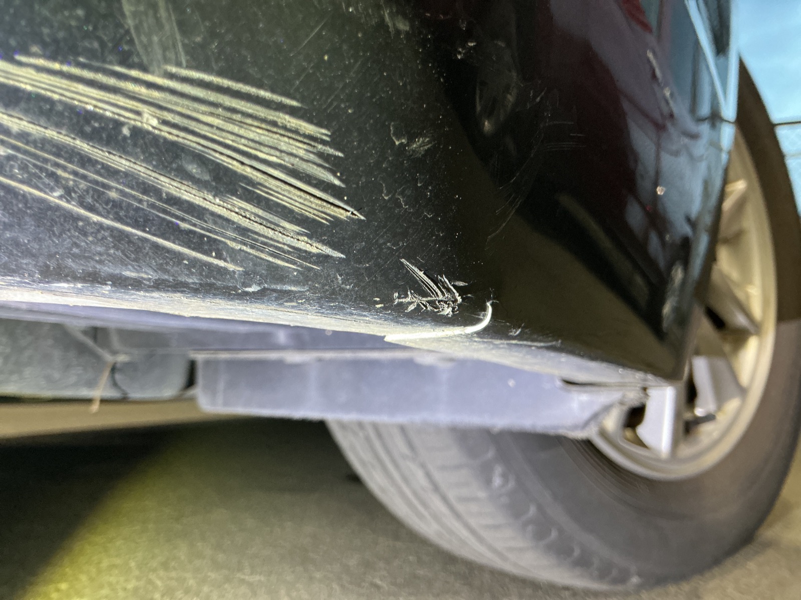 キズ・ヘコミ_05