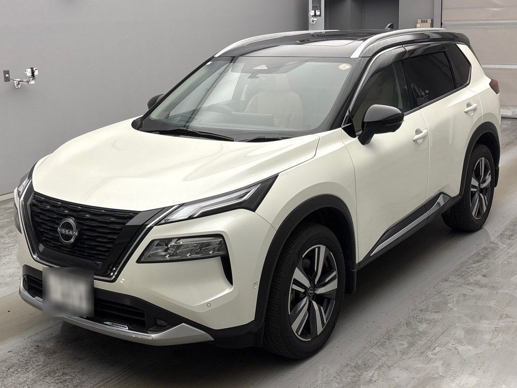 日産 エクストレイル G e-4ORCE