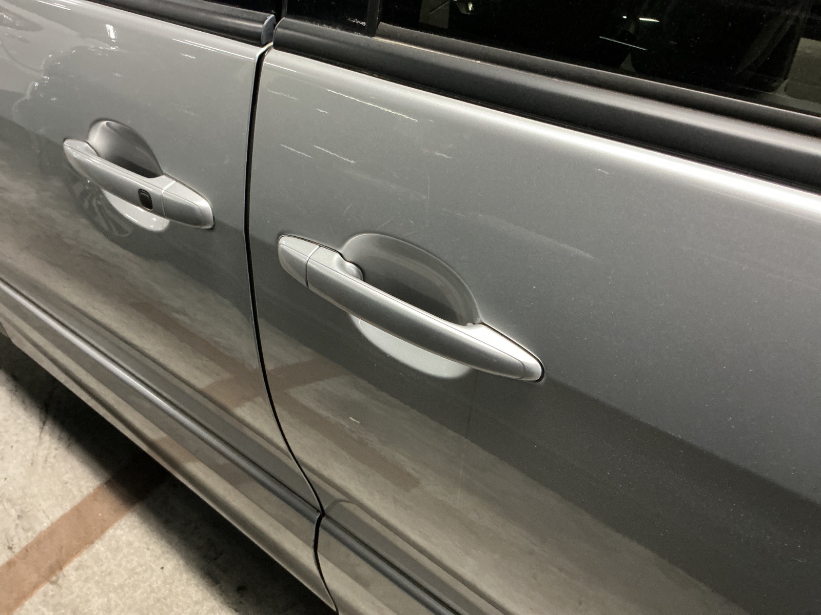 キズ・ヘコミ_25