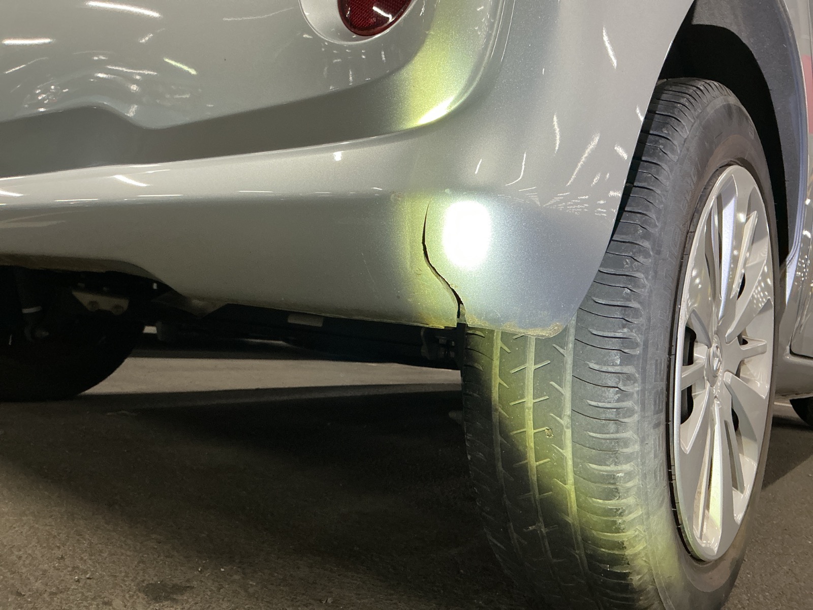 キズ・ヘコミ_56