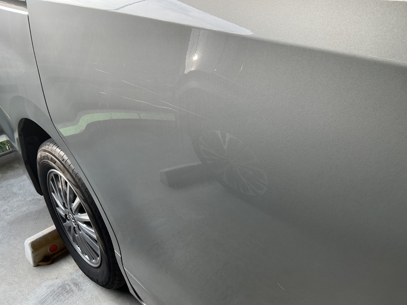 キズ・ヘコミ_27