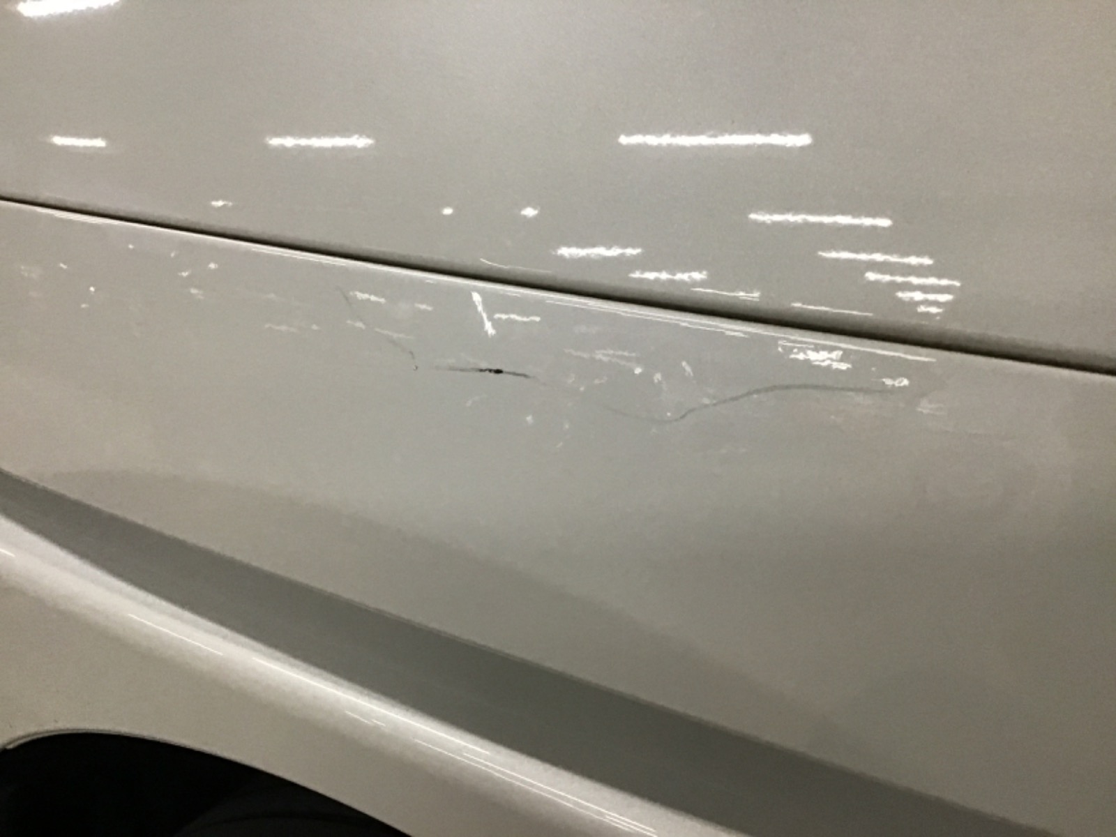 キズ・ヘコミ_40