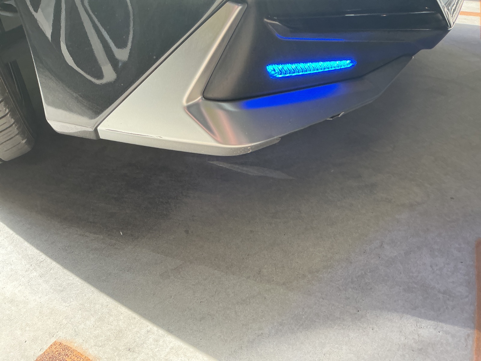 キズ・ヘコミ_06