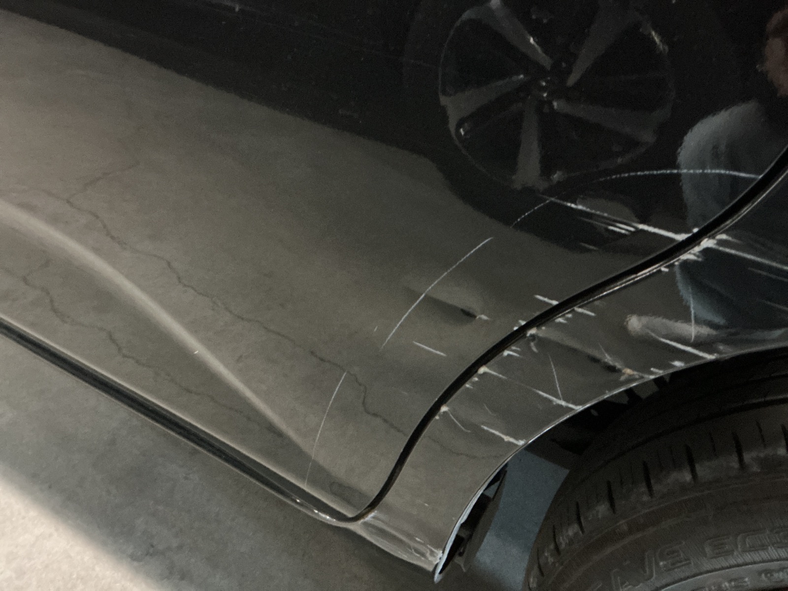 キズ・ヘコミ_25