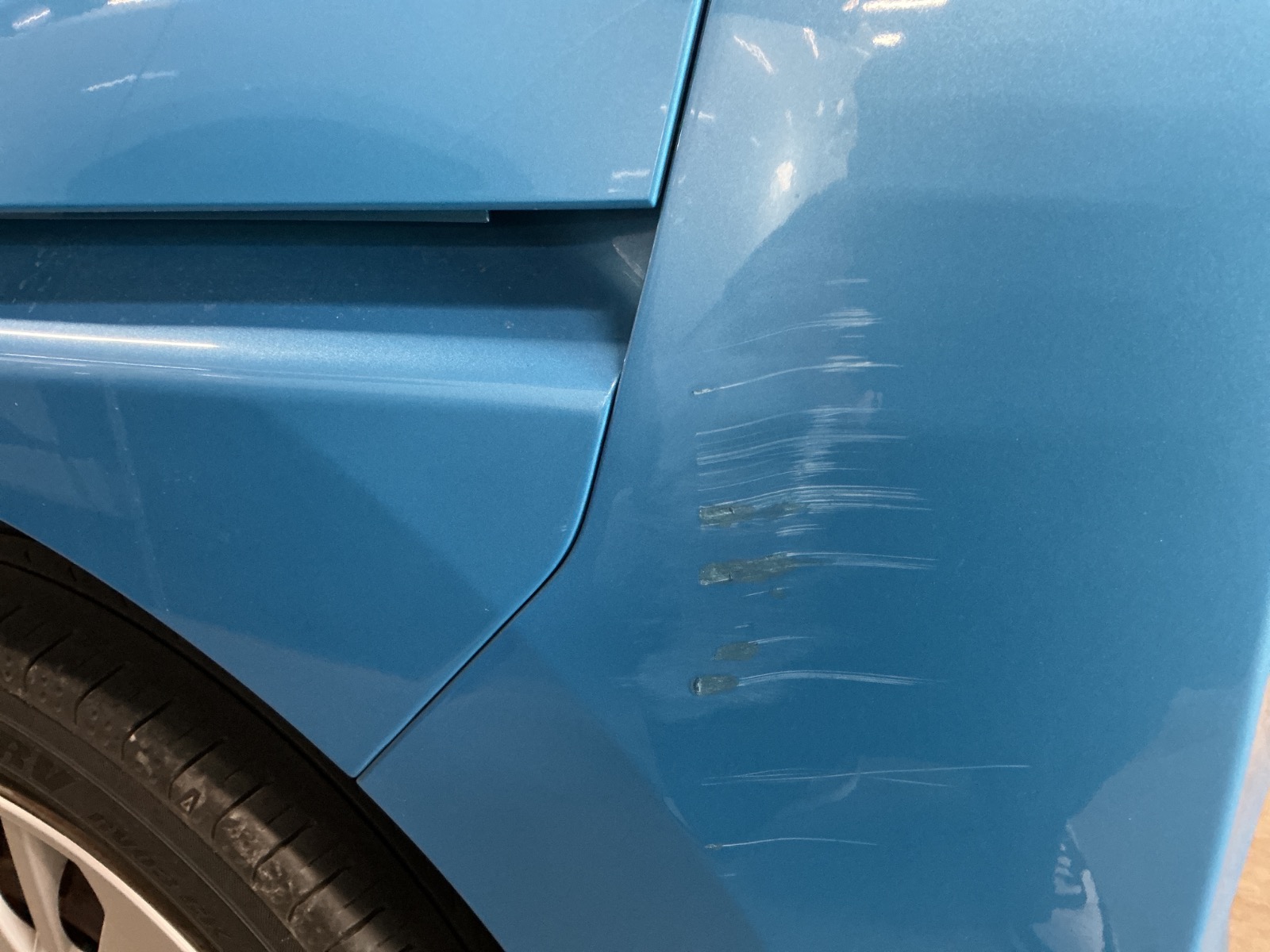 キズ・ヘコミ_55