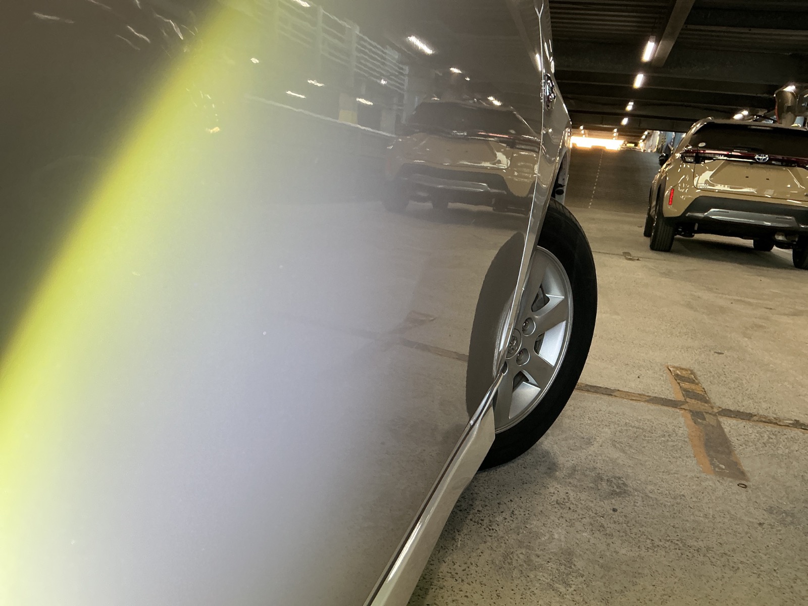 キズ・ヘコミ_18