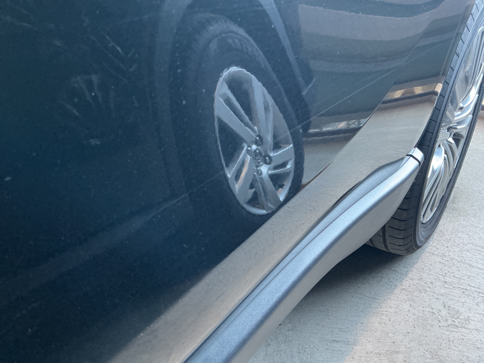 キズ・ヘコミ_25