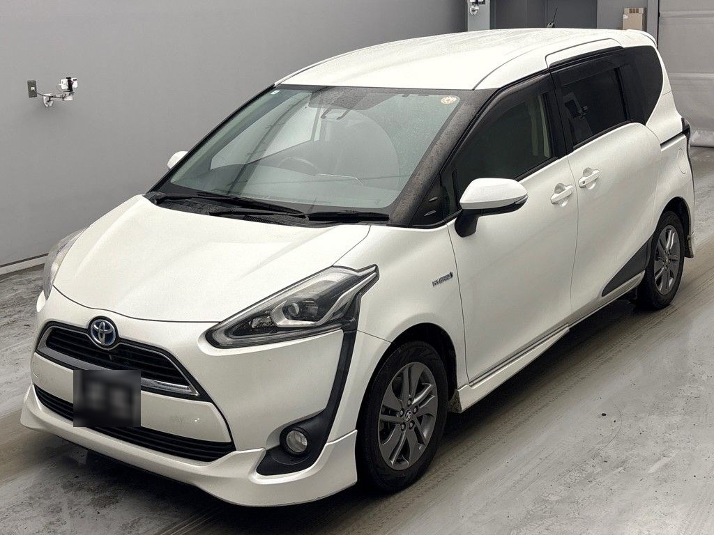 トヨタ シエンタHV 1.5G クエロ 7ニン