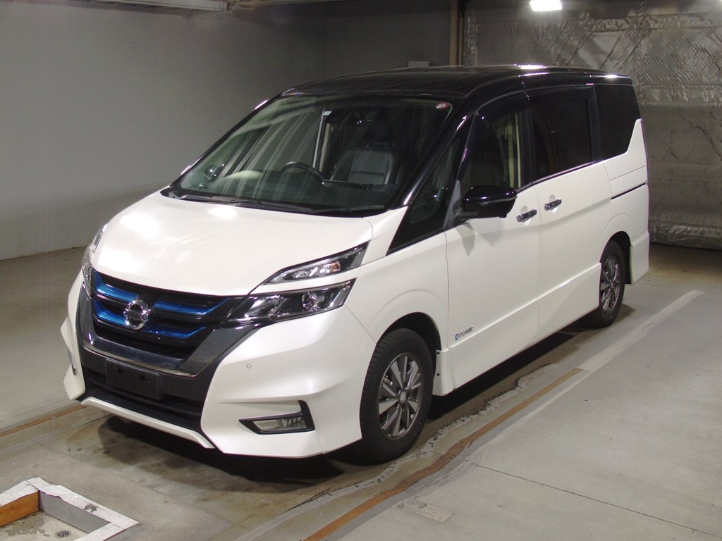 日産 セレナ e-パワー ハイウェイスターV