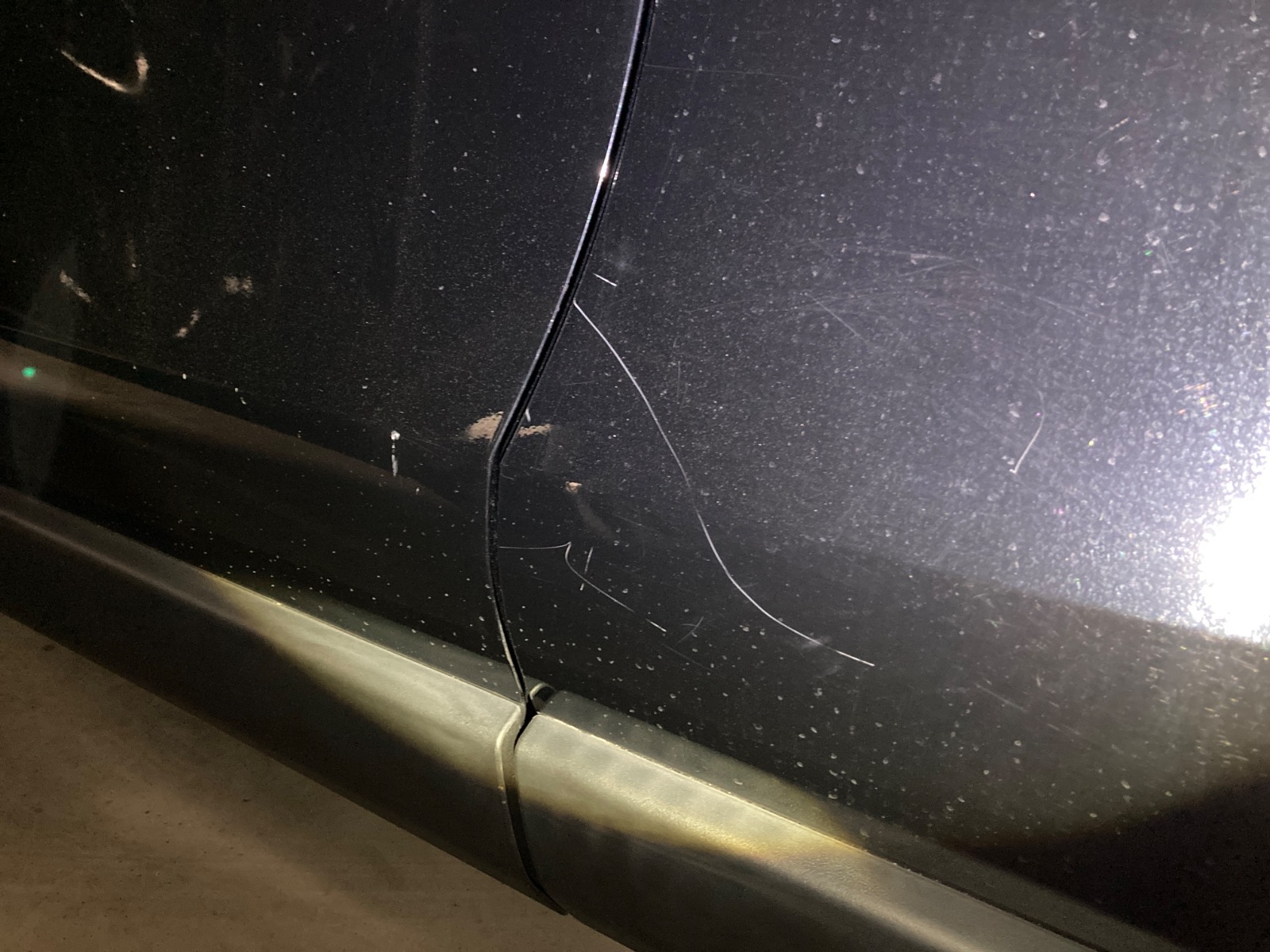 キズ・ヘコミ_24