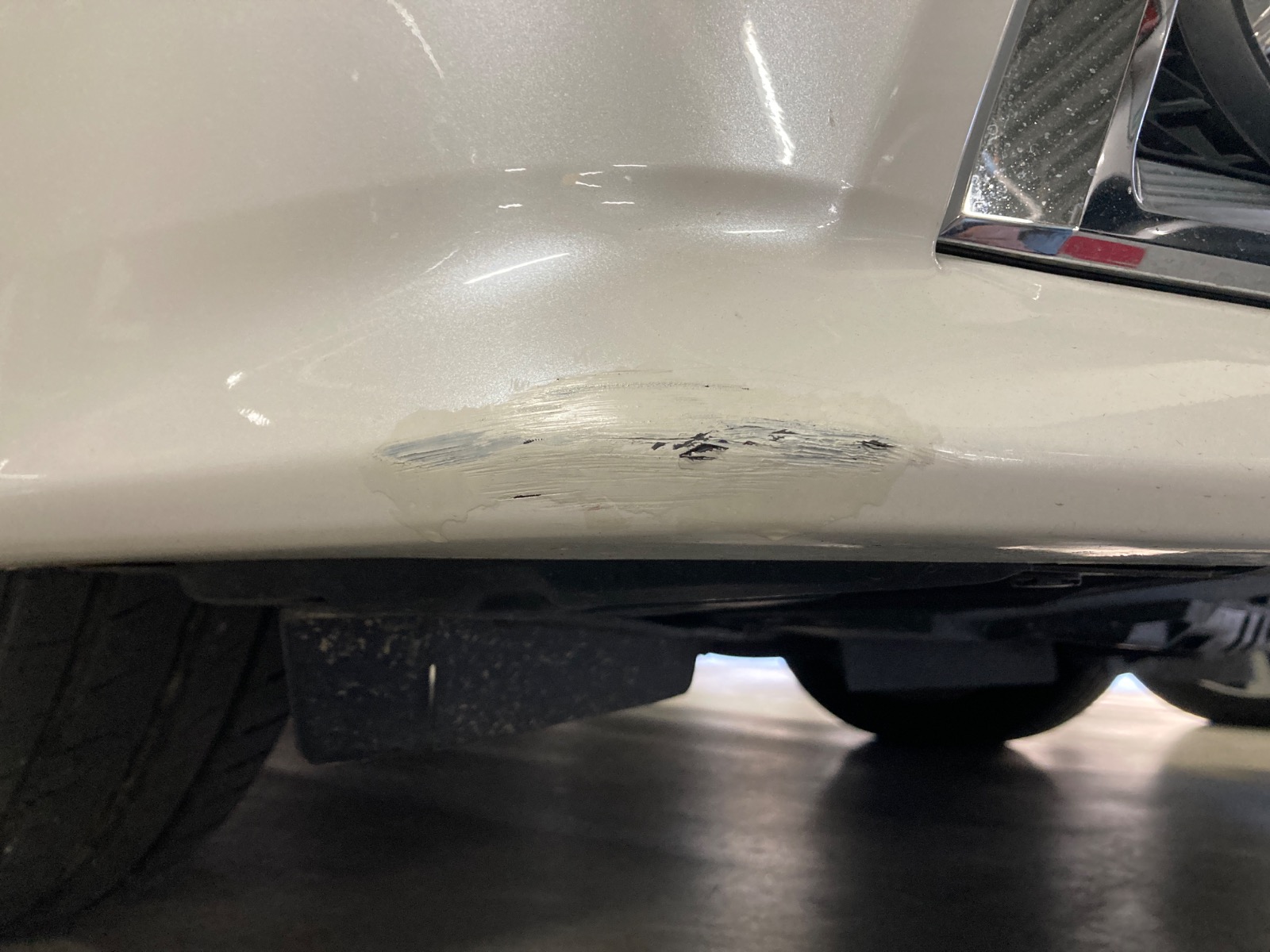 キズ・ヘコミ_06