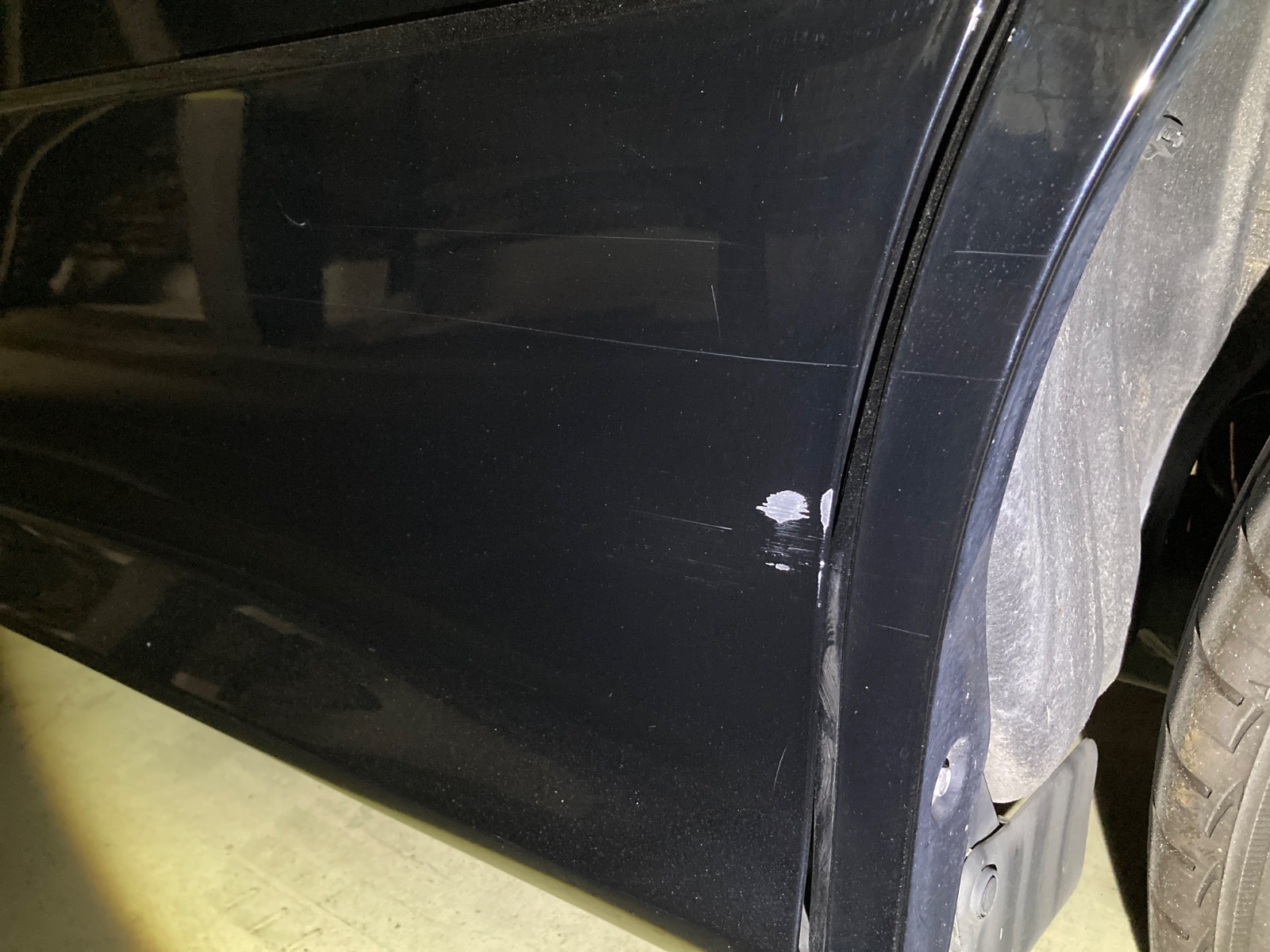 キズ・ヘコミ_25