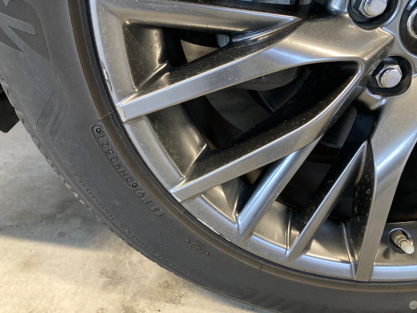 キズ・ヘコミ_65