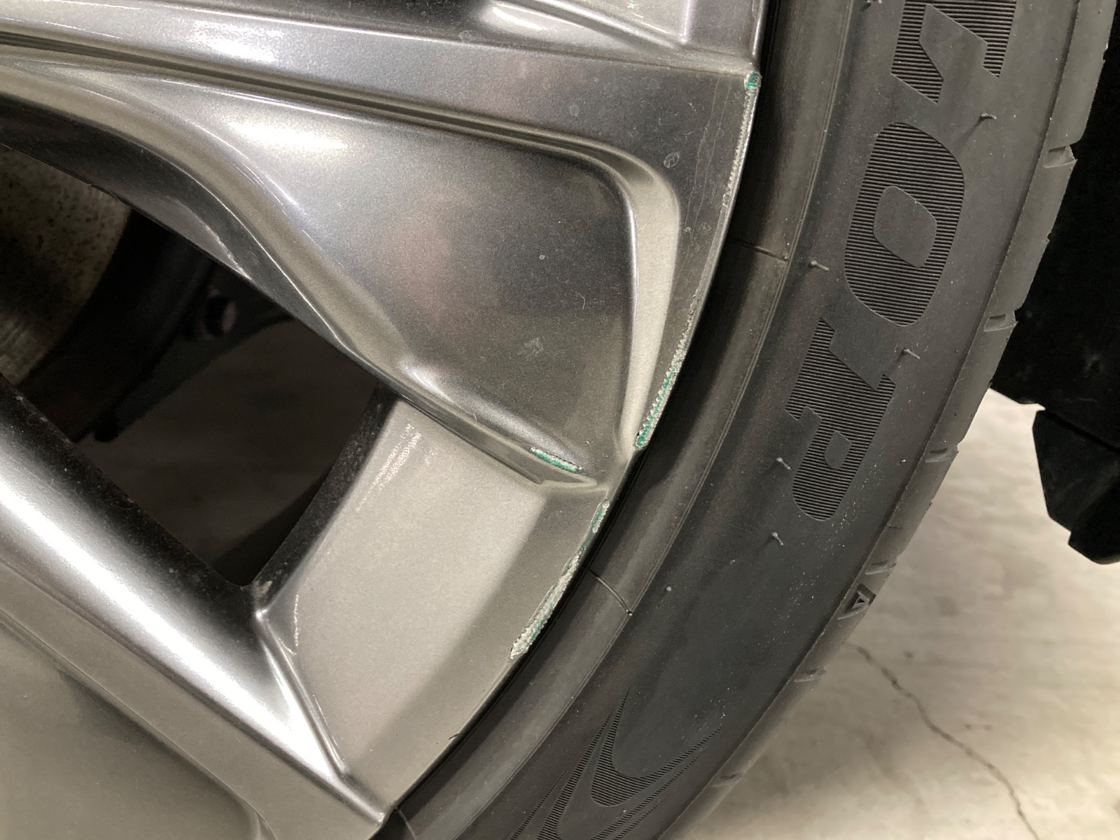 キズ・ヘコミ_61