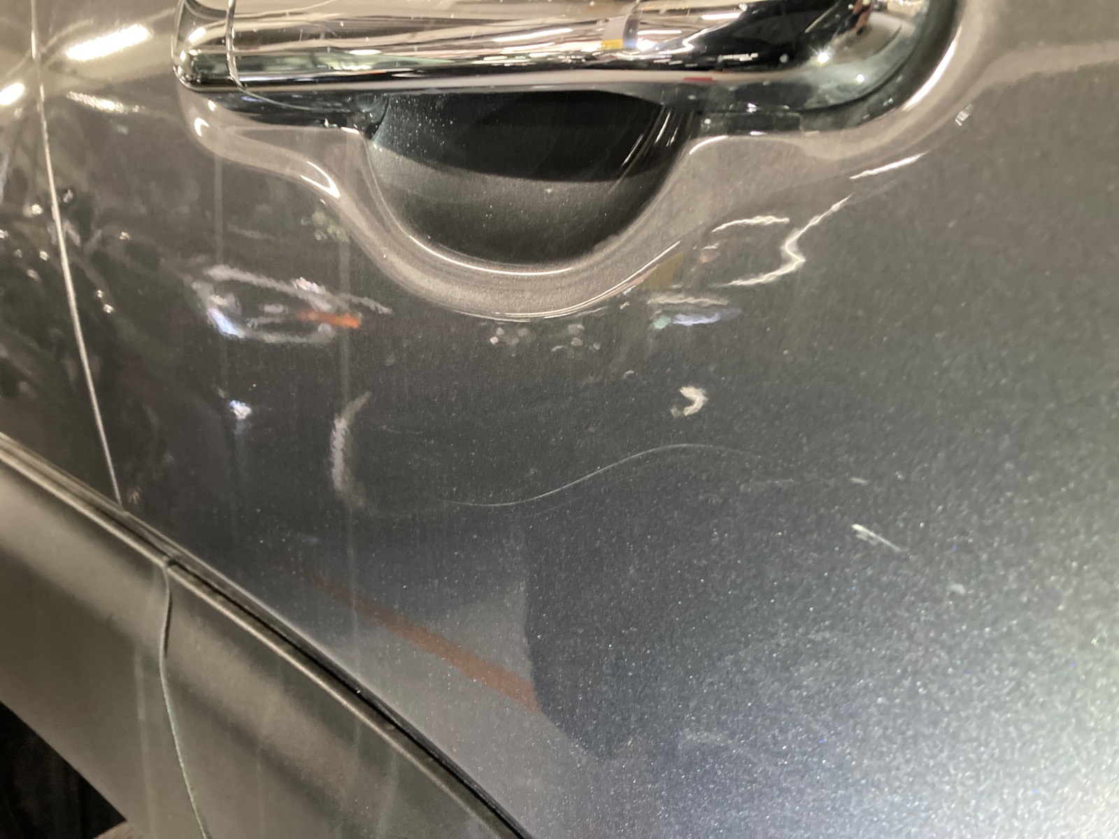 キズ・ヘコミ_27