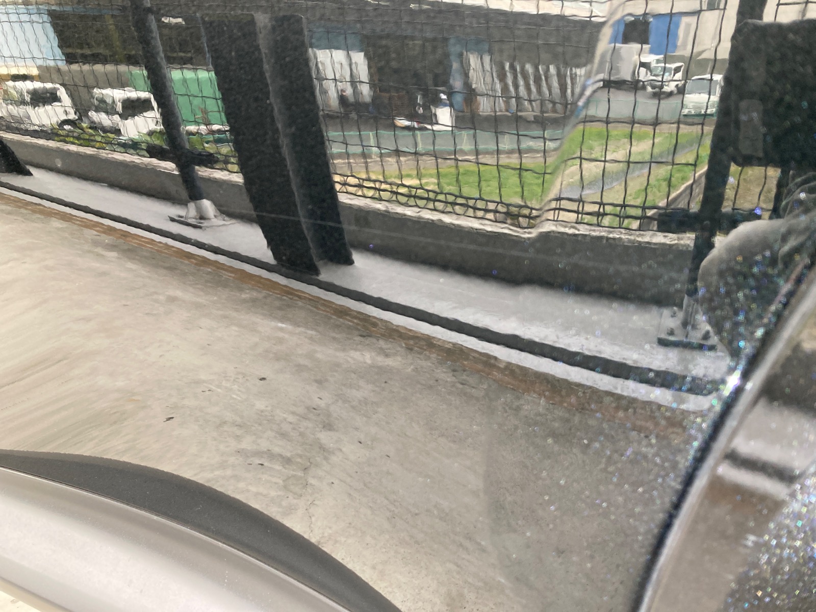 キズ・ヘコミ_25