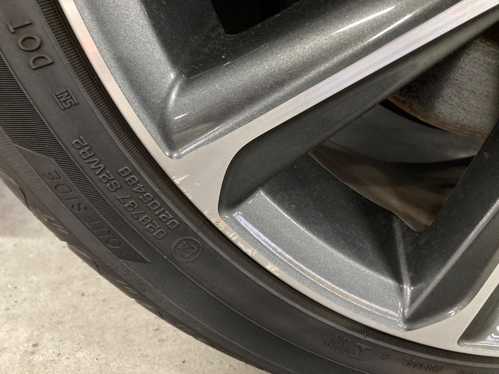 キズ・ヘコミ_59