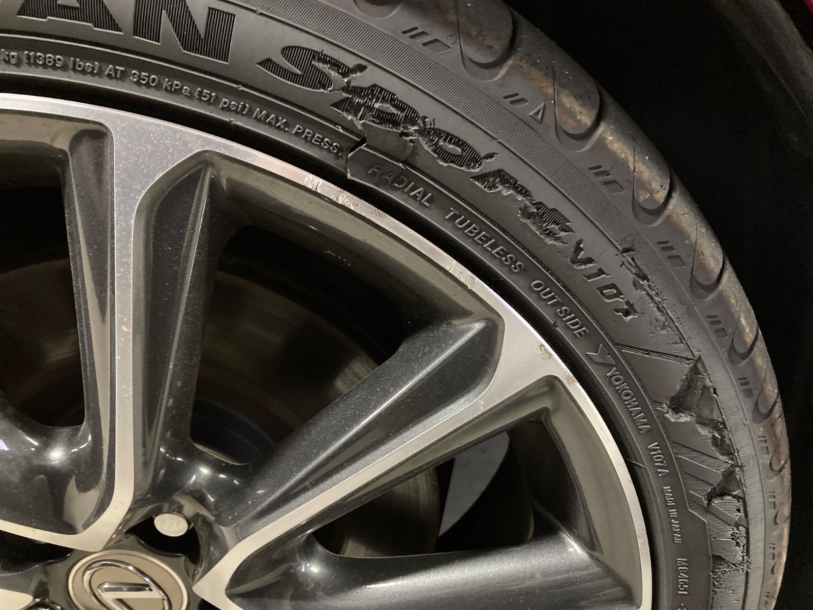 キズ・ヘコミ_60