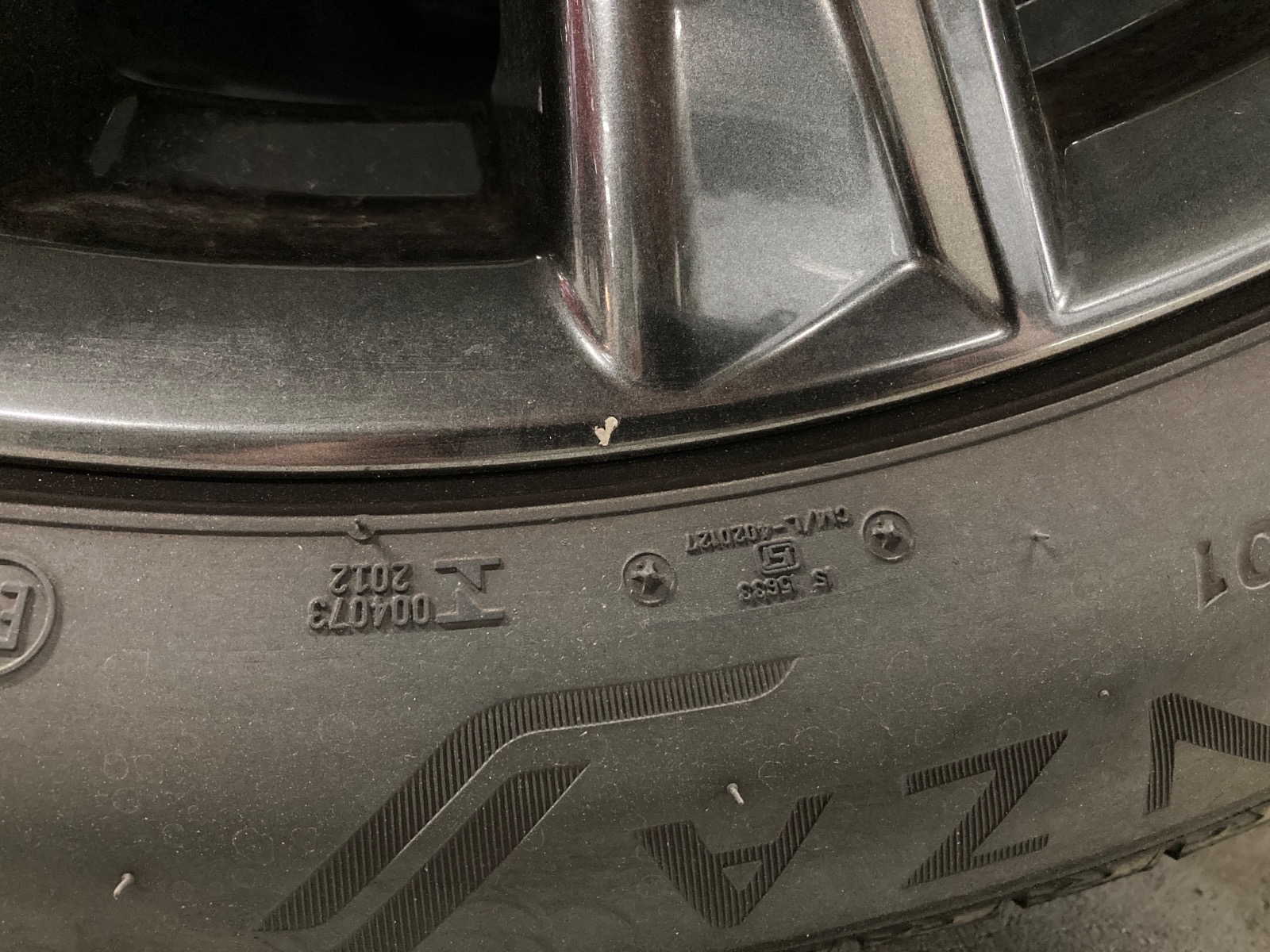 キズ・ヘコミ_59